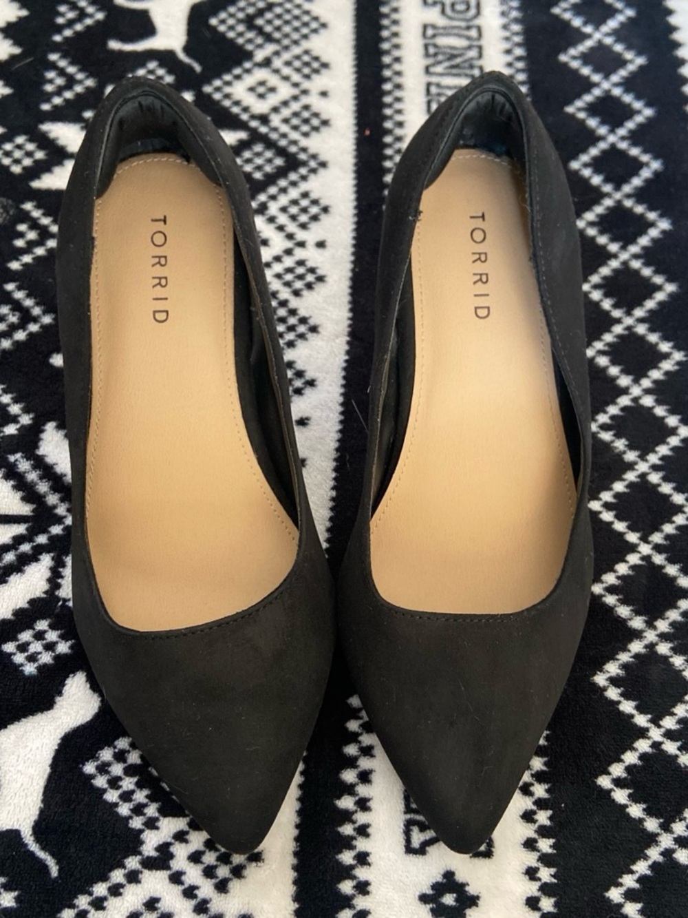 torrid Black Pointed Toe Suede Pumps
